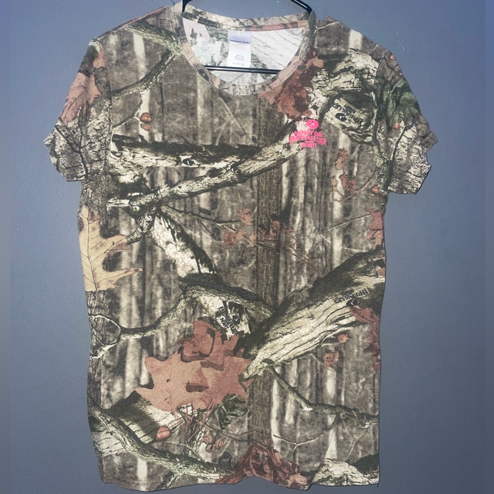 Mossy Oak Kids Camo T-Shirt with Pink Accent
